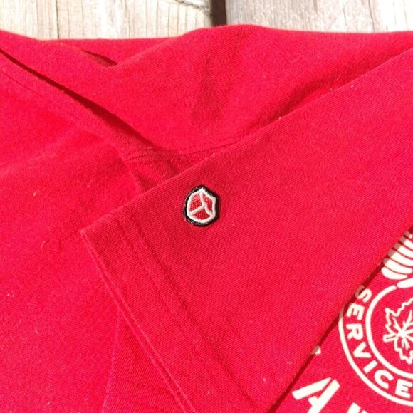 RED CANOE AIR SERVICE CANADA T-Shirt Men's Small RED 🍁 - Picture 6 of 7